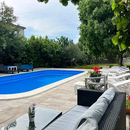 Apartment Apartments Mia Bibinje