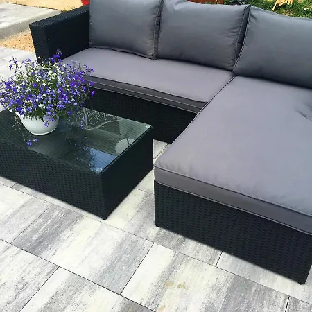 Apartments Mia Apartment